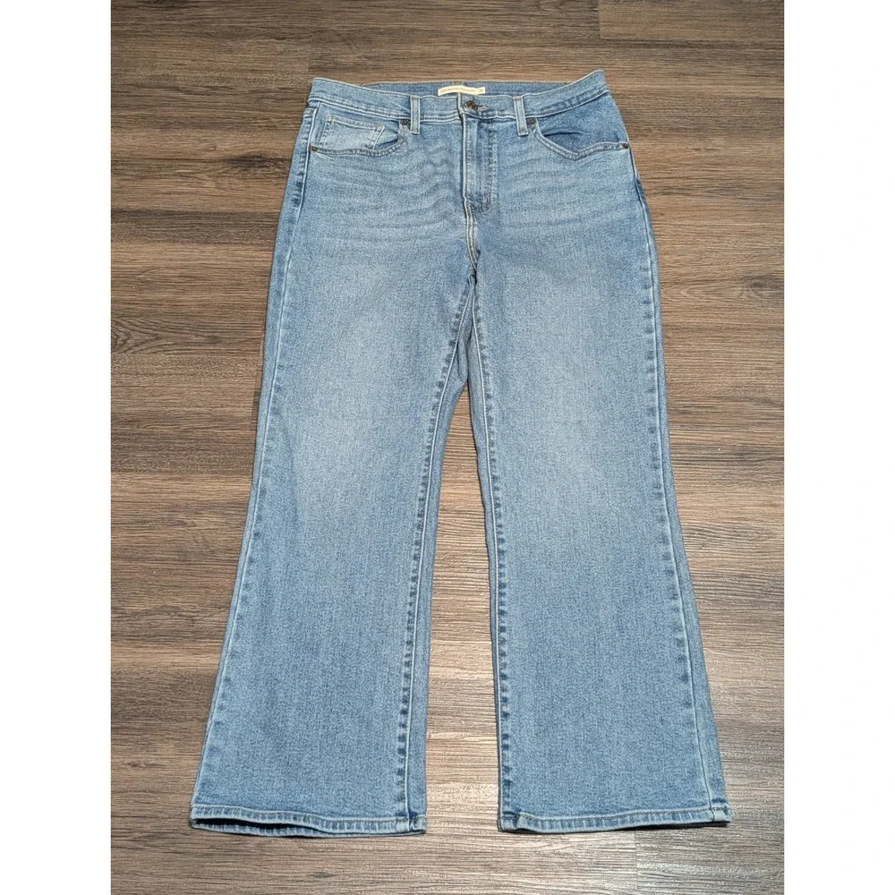 Levis High Waisted Crop Flare Jeans Light Wash Blue Denim A0967-0000‎ Size 31x27